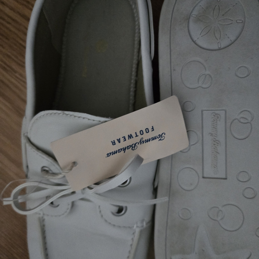 Tommy Bahama Womens White Shoes